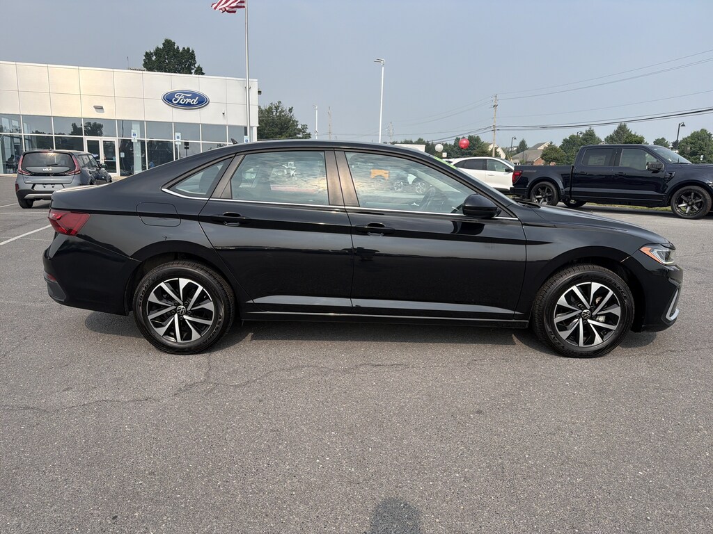 Used 2025 Volkswagen Jetta 1.5T S Sedan