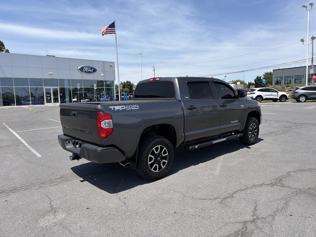 Used 2016 Toyota Tundra 4WD Truck SR5 5.7L V8 Truck CrewMax
