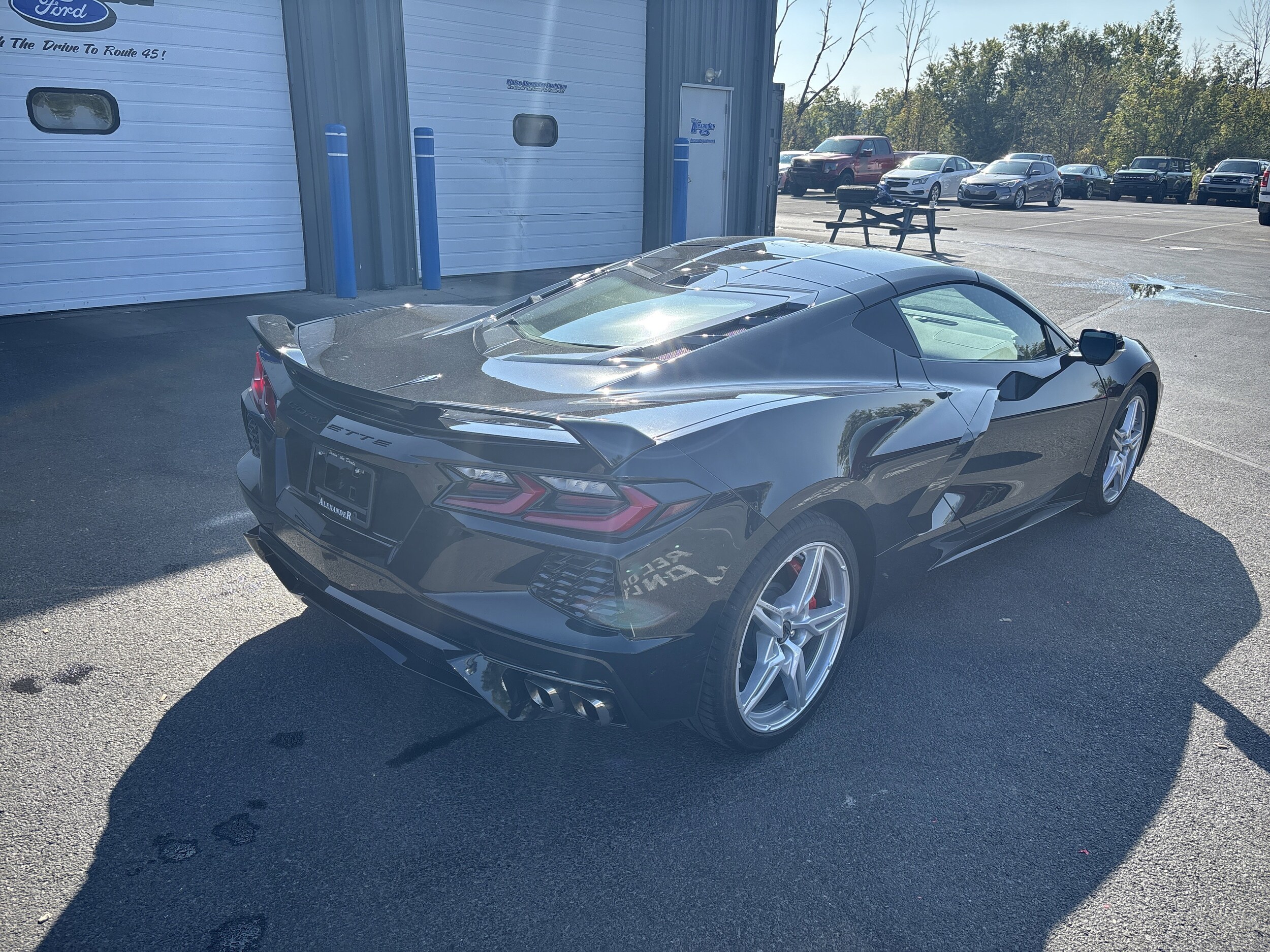 2024 Chevrolet Corvette Stingray 1LT Coupe photo 2