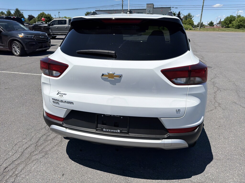 Used 2025 Chevrolet Trailblazer LT SUV