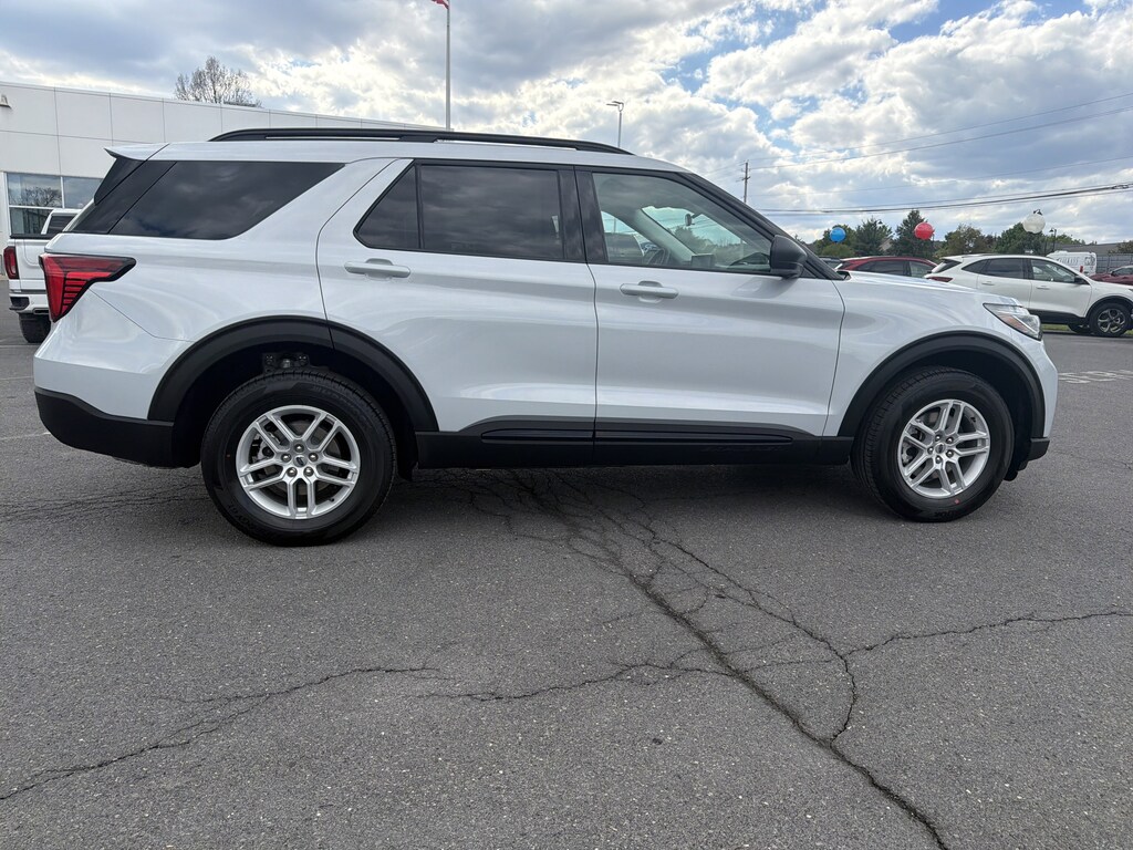 New 2026 Ford Explorer Active SUV