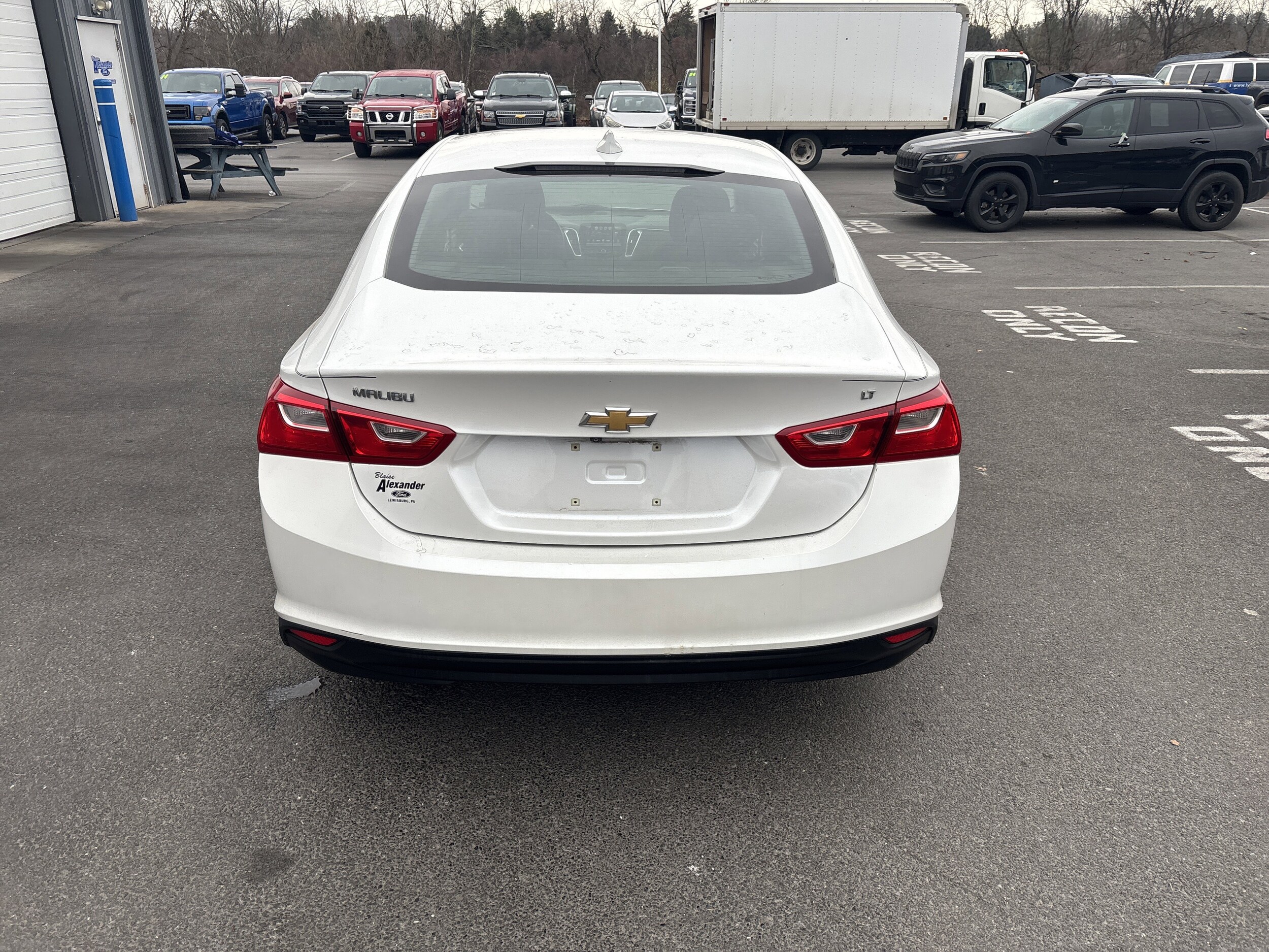 2017 Chevrolet Malibu 1LT photo 4