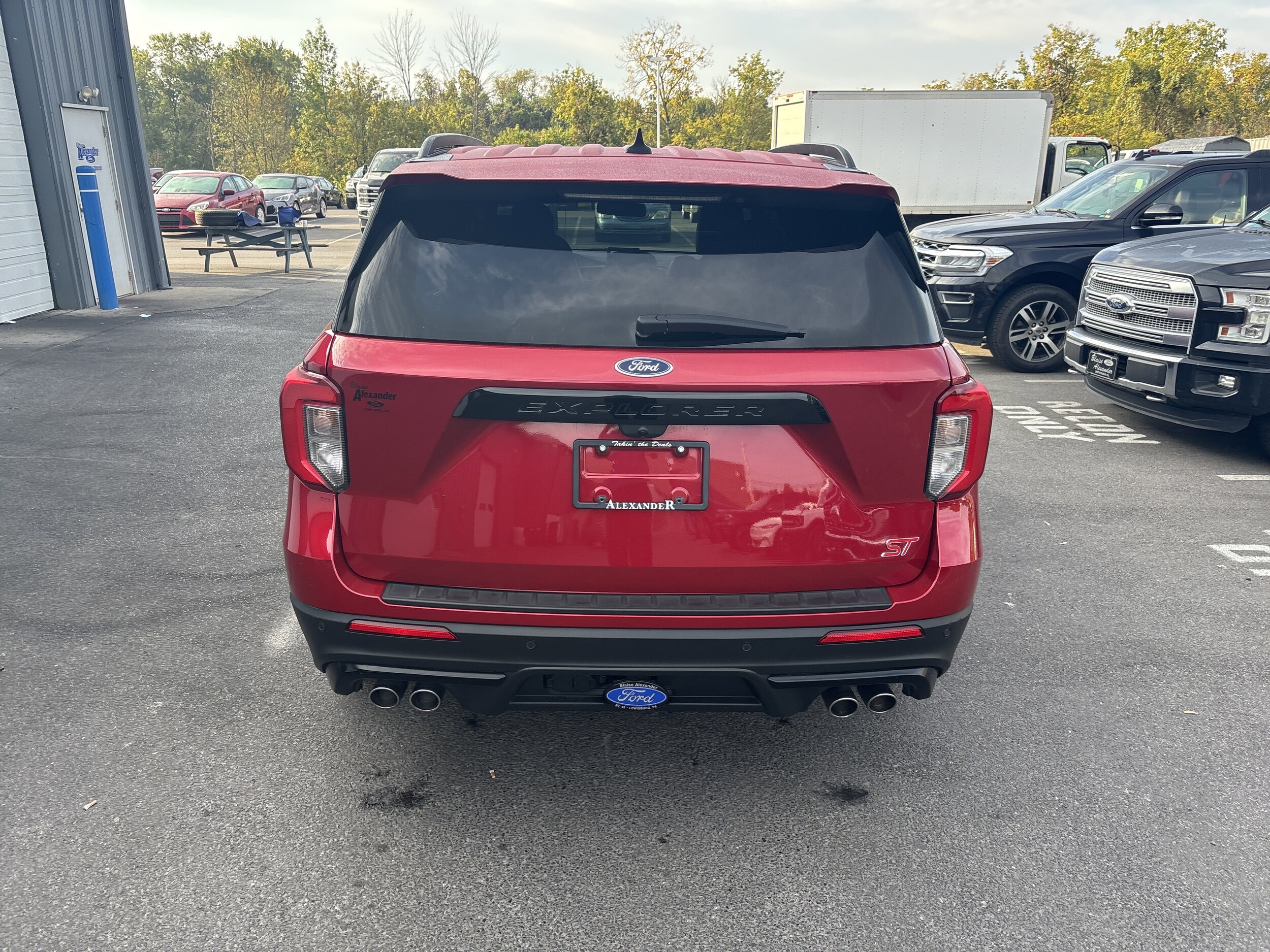 2021 Ford Explorer ST photo 4