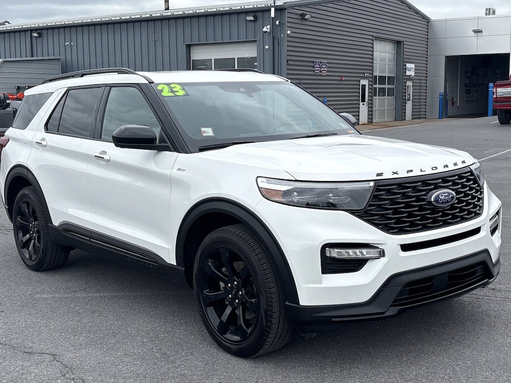 Used 2023 Ford Explorer ST-Line SUV
