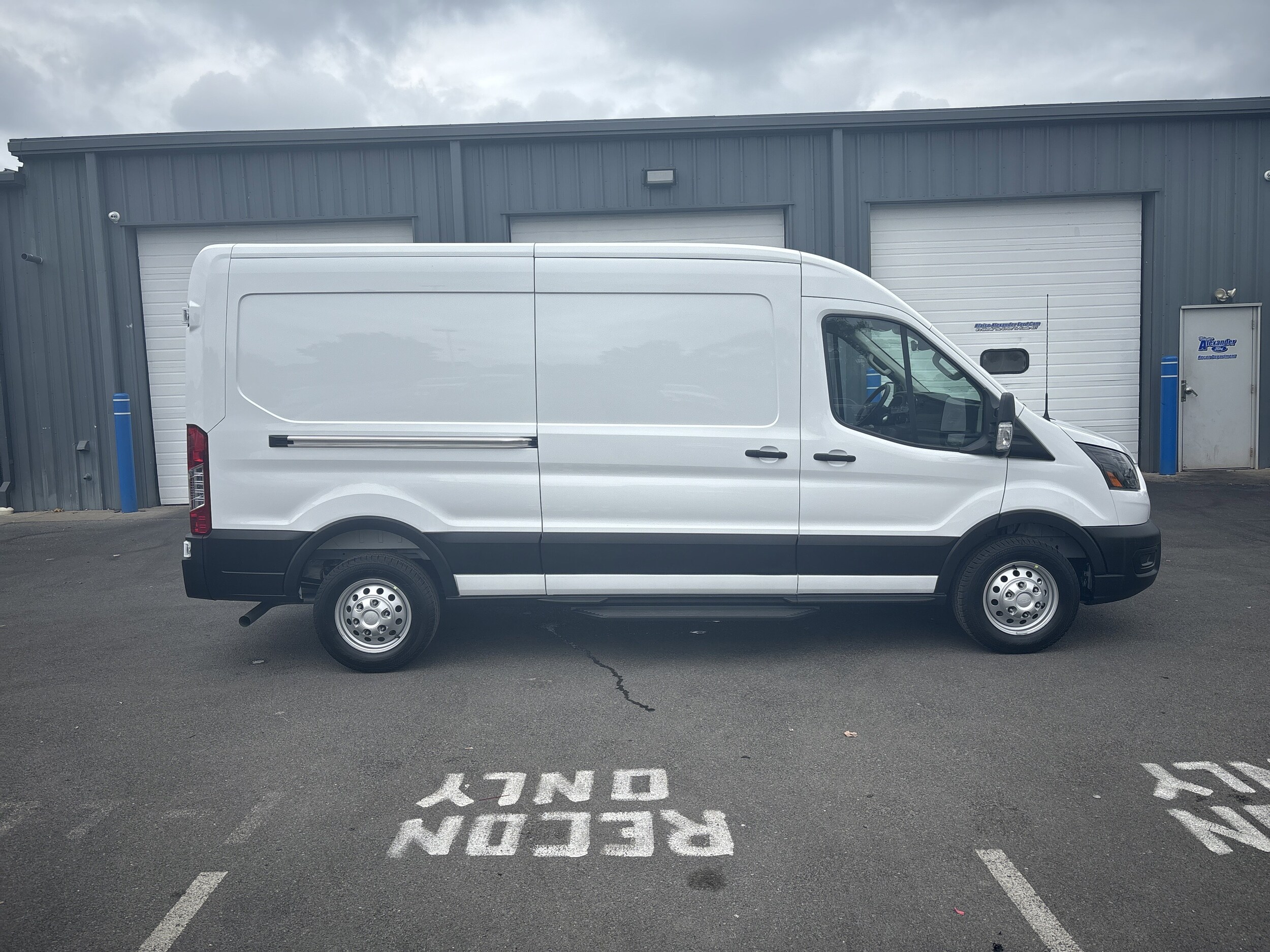 2025 Ford Transit Cargo Van photo 2