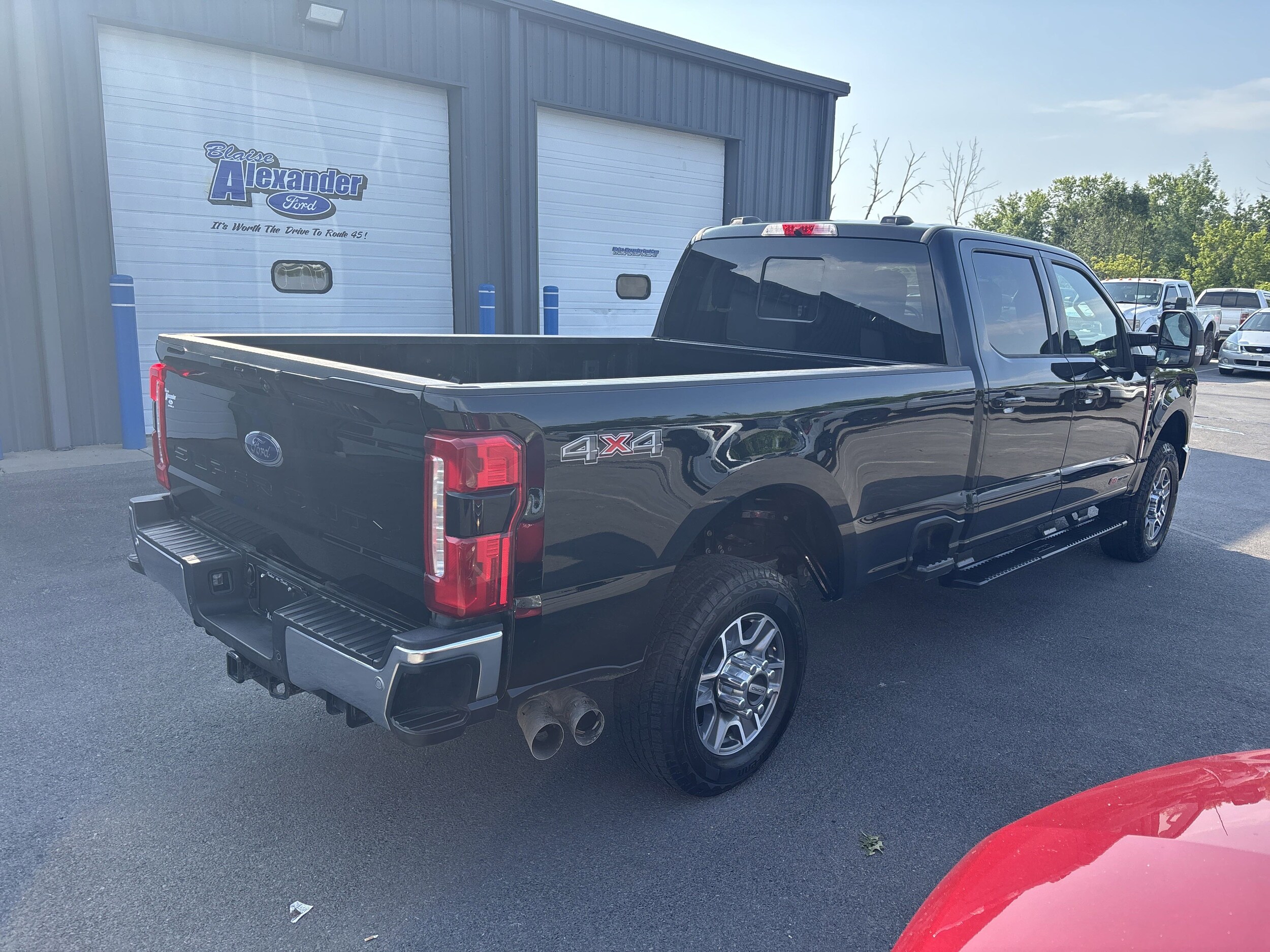 2024 Ford F-350 Lariat photo 3
