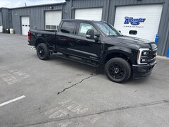2025 Ford F-250 LARIAT Truck Crew Cab