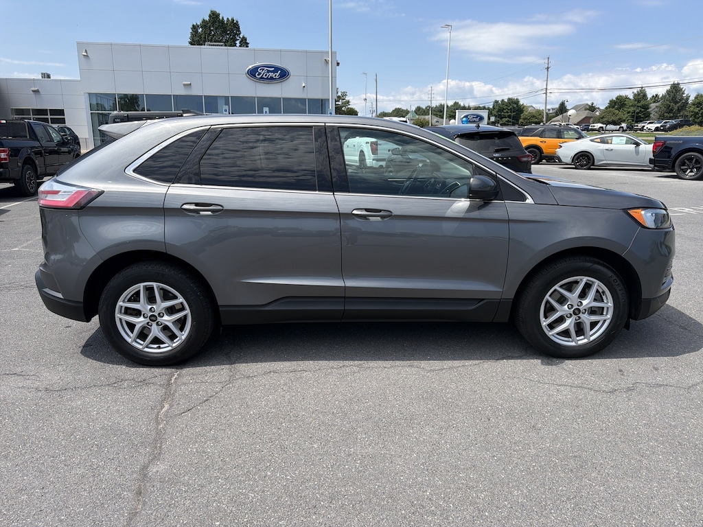 Used 2024 Ford Edge SEL SUV