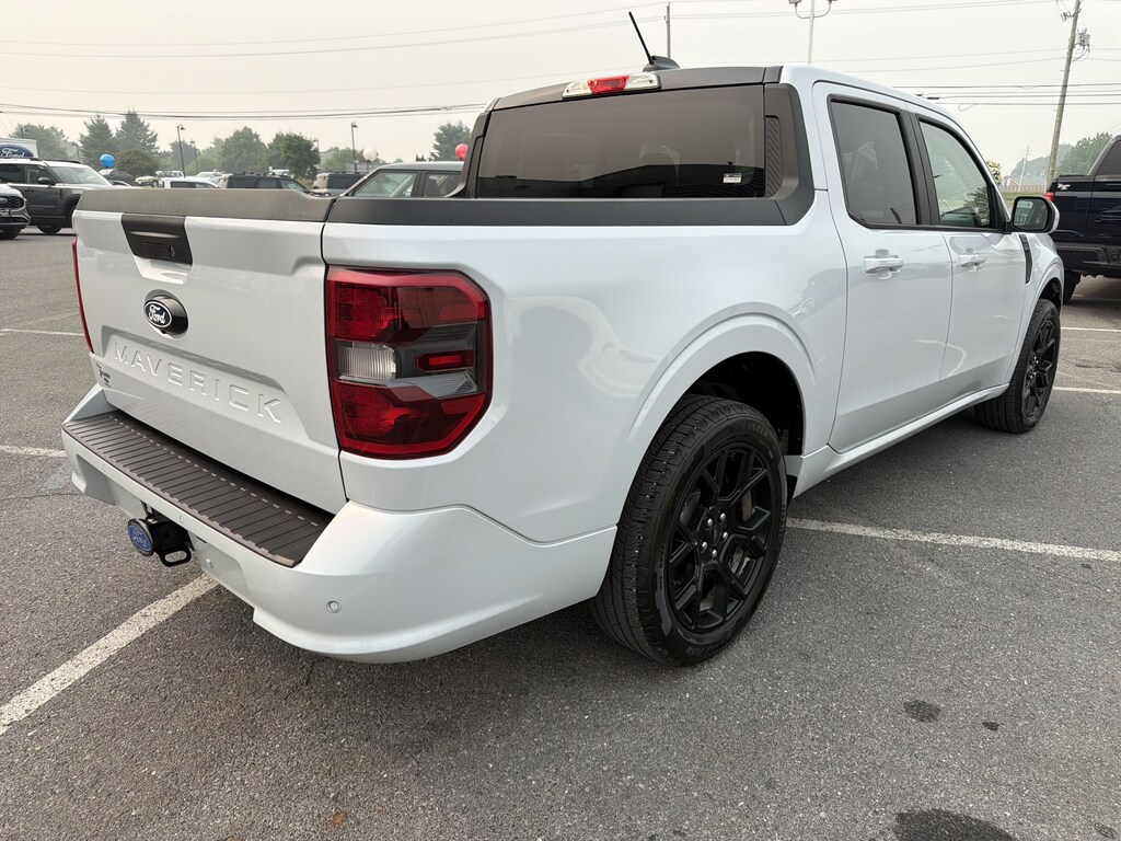 Used 2026 Ford Maverick Lobo Standard Truck SuperCrew