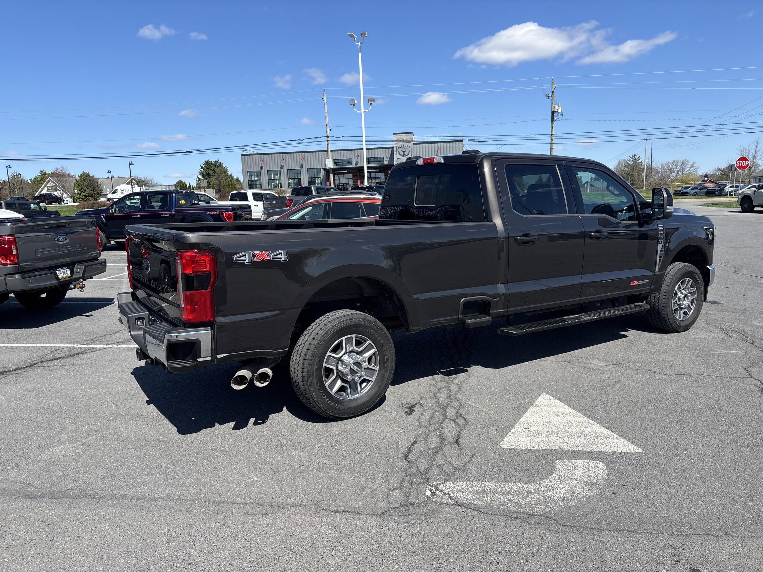 2024 Ford F-350 Lariat photo 3