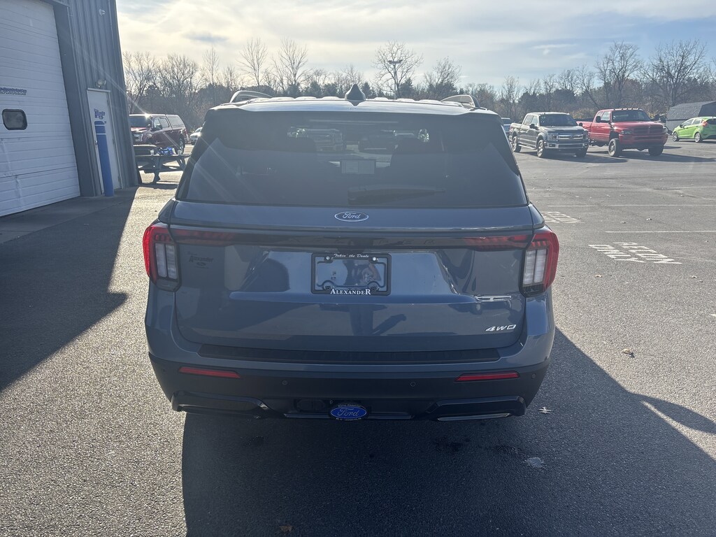 New 2026 Ford Explorer ST-Line SUV