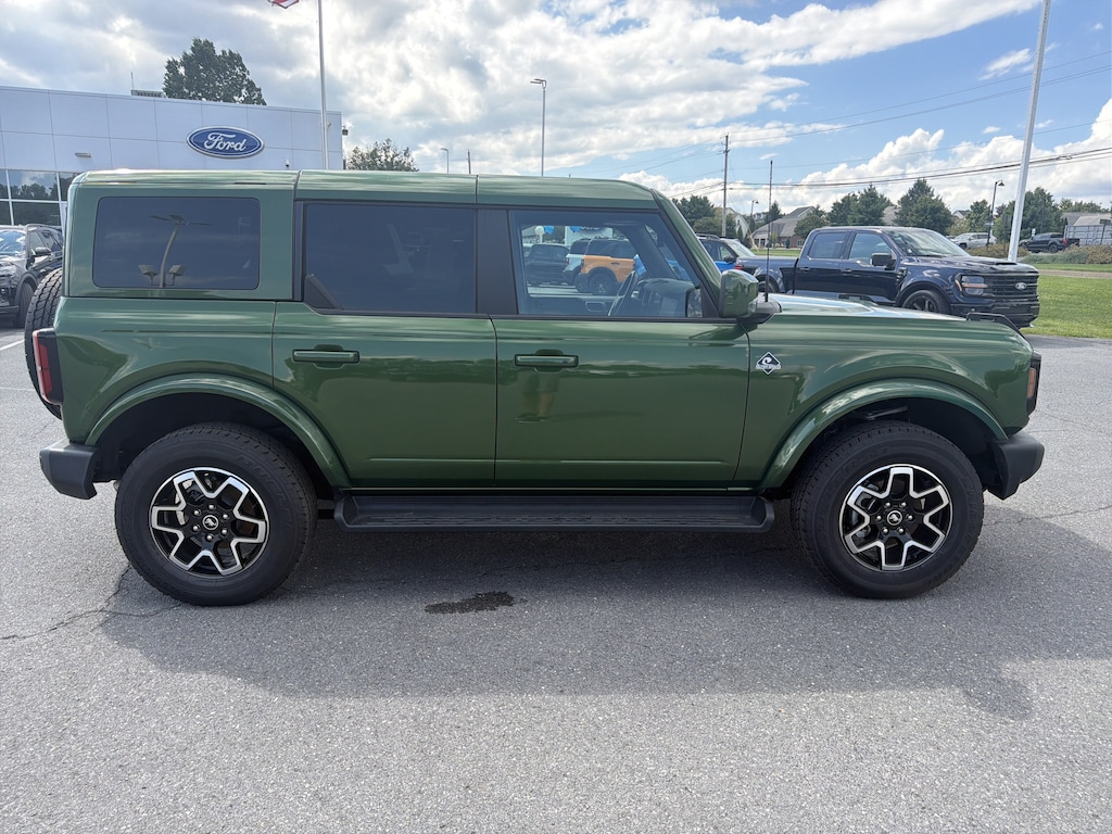 Certified 2025 Ford Bronco Outer Banks SUV
