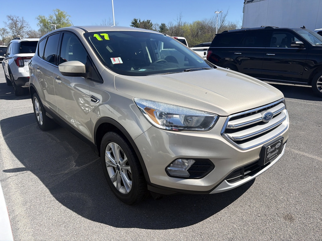 Used 2017 Ford Escape SE SUV