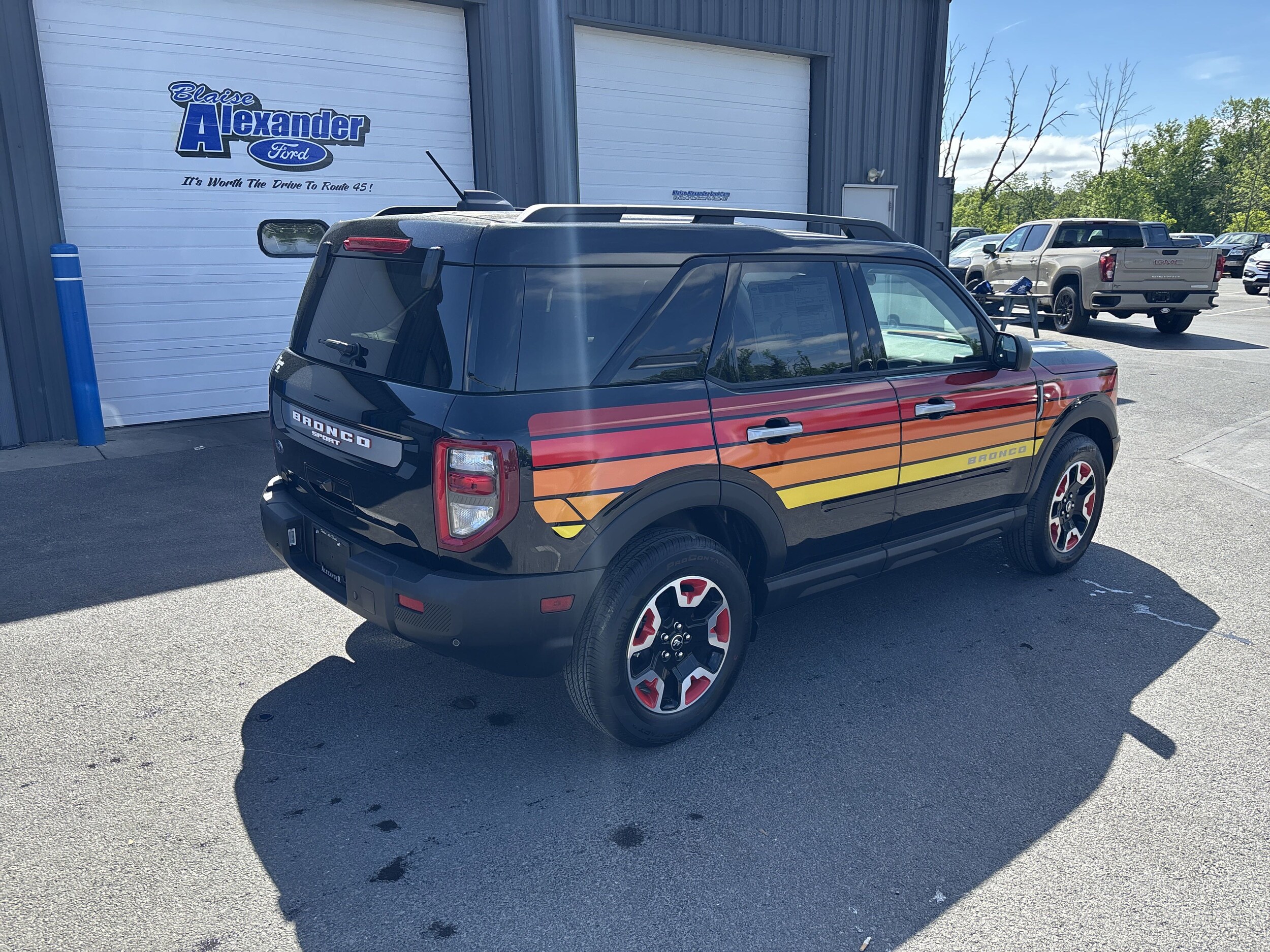 2025 Ford Bronco Sport Free Wheeling photo 3