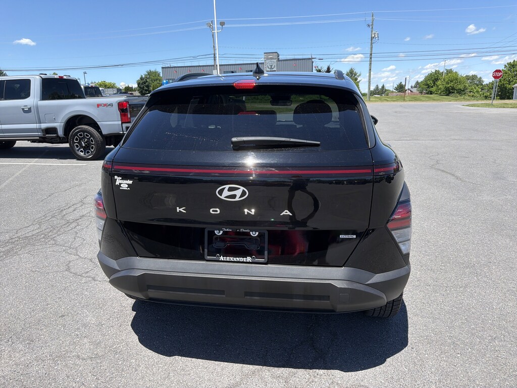 Used 2025 Hyundai Kona SEL SUV