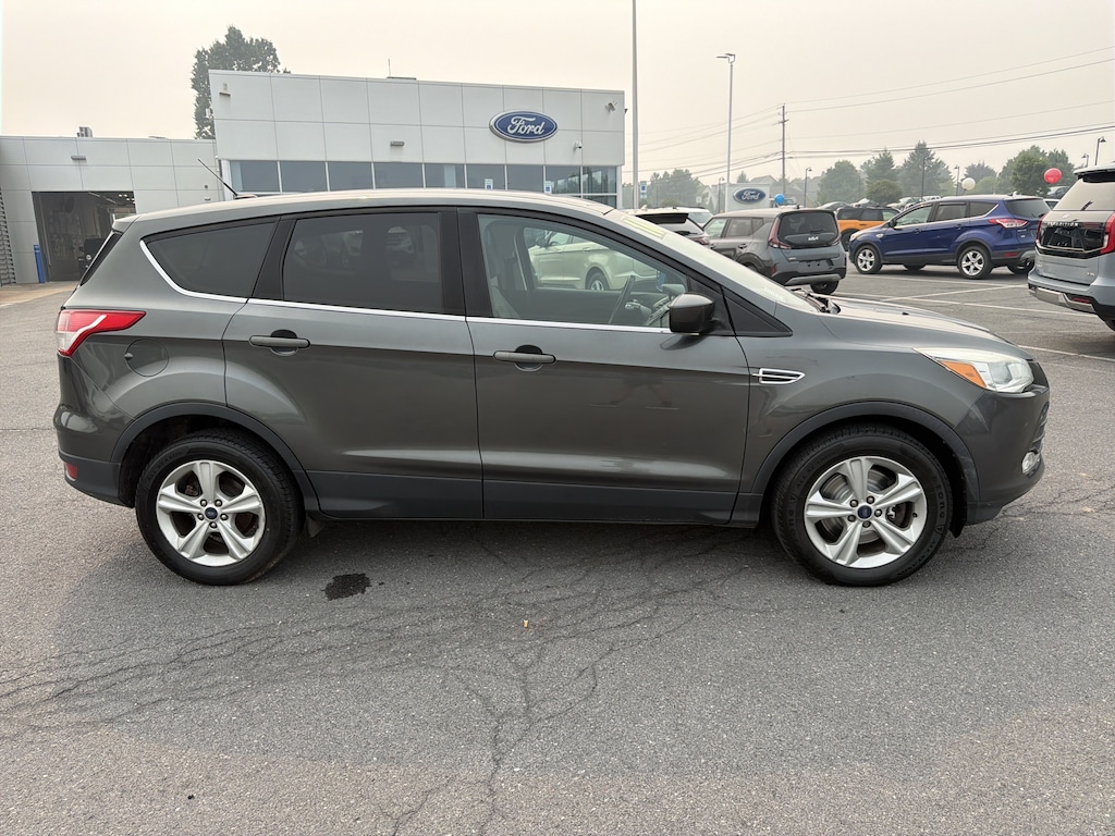 Used 2016 Ford Escape SE SUV