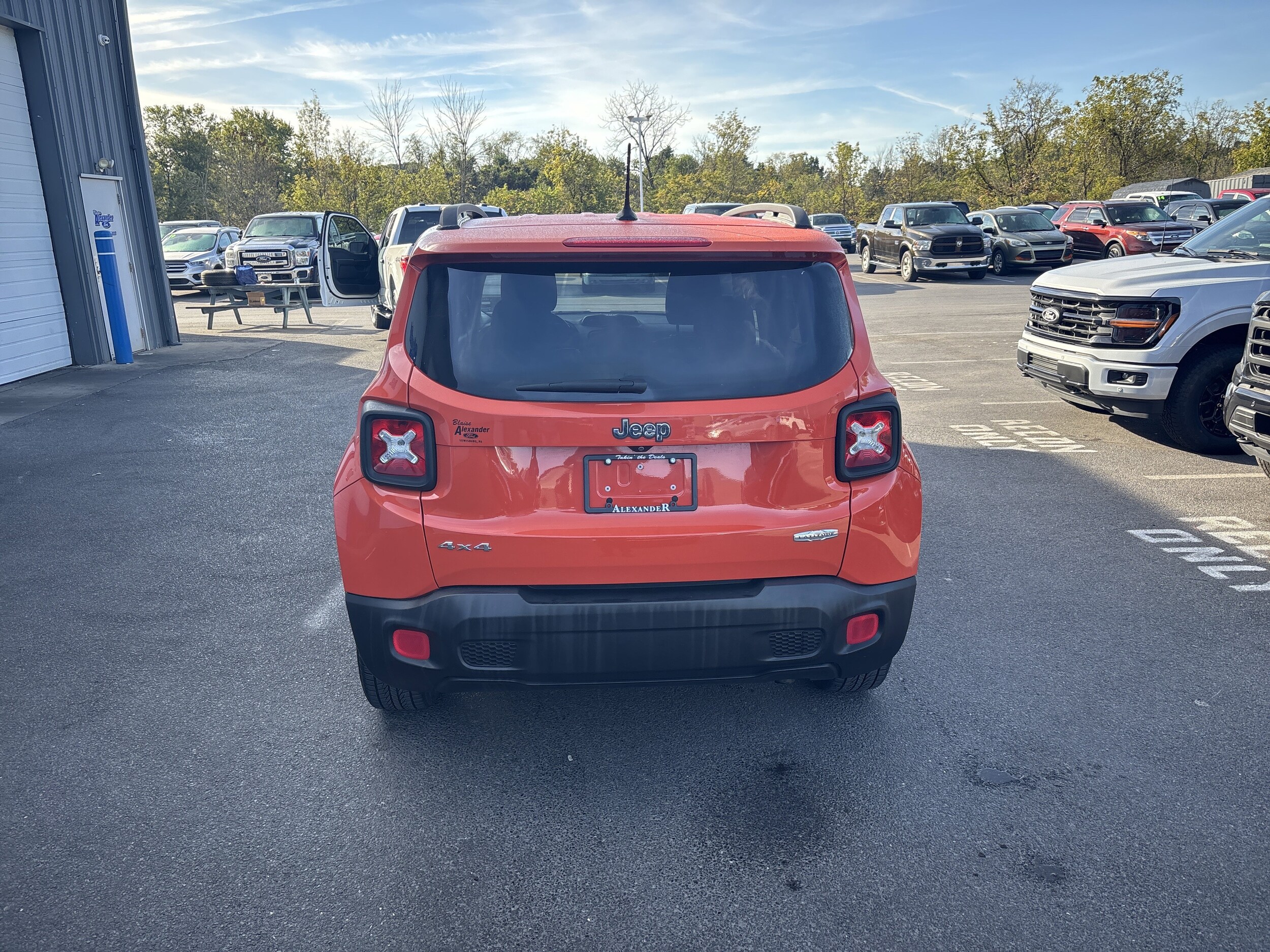 2015 Jeep Renegade Latitude photo 4