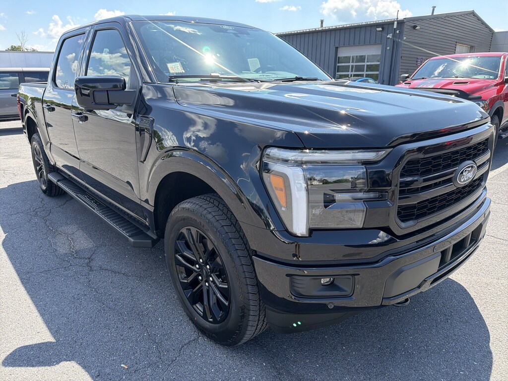 New 2026 Ford F-150 LARIAT Truck SuperCrew Cab