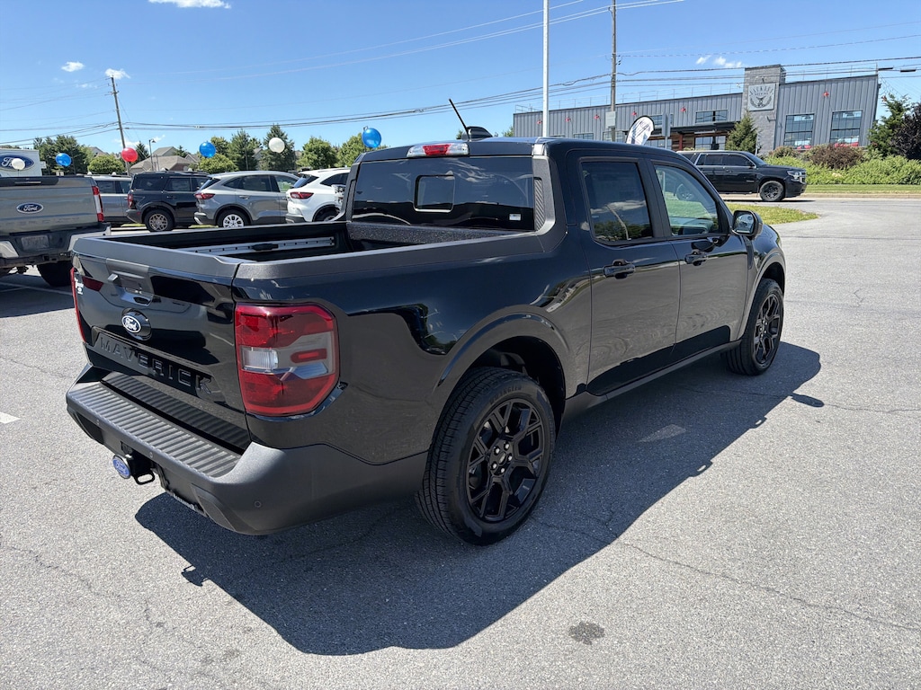New 2026 Ford Maverick LARIAT Truck SuperCrew