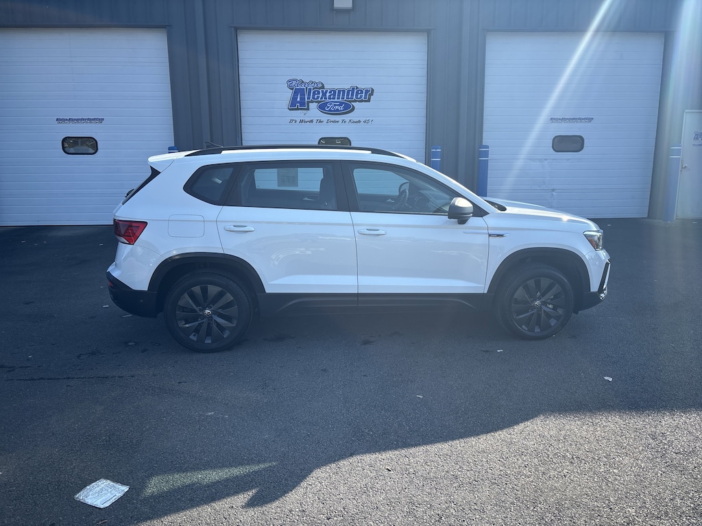 Used 2024 Volkswagen Taos 1.5T S SUV