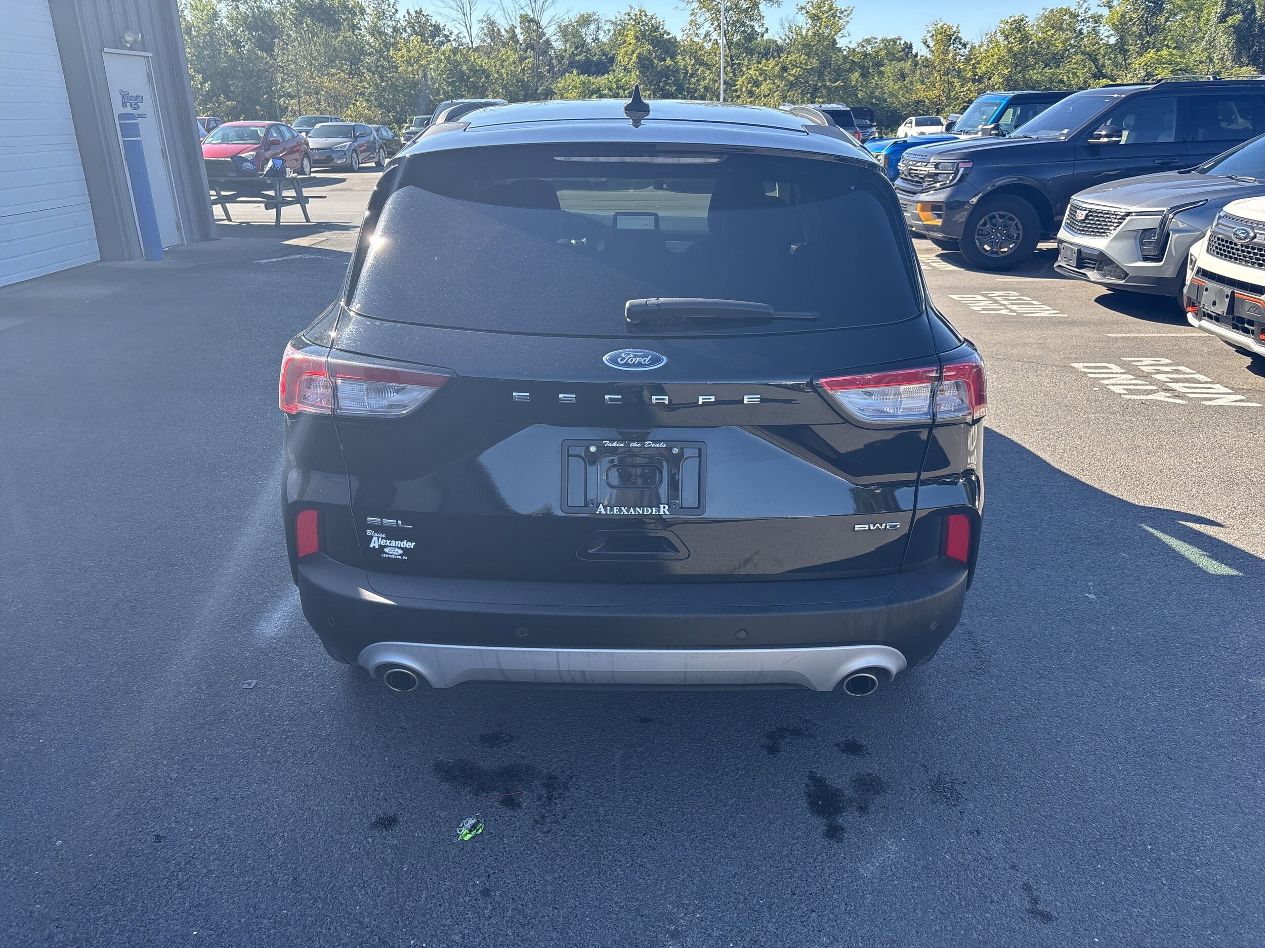 2021 Ford Escape SEL photo 3