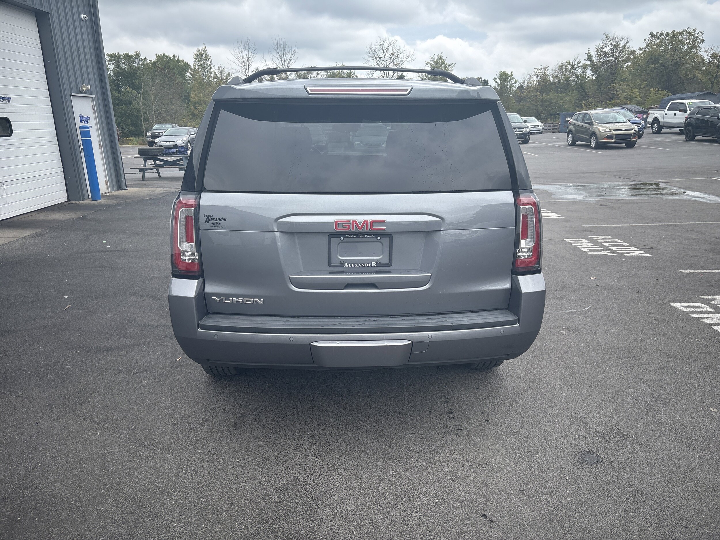 2020 Gmc Yukon SLT photo 3