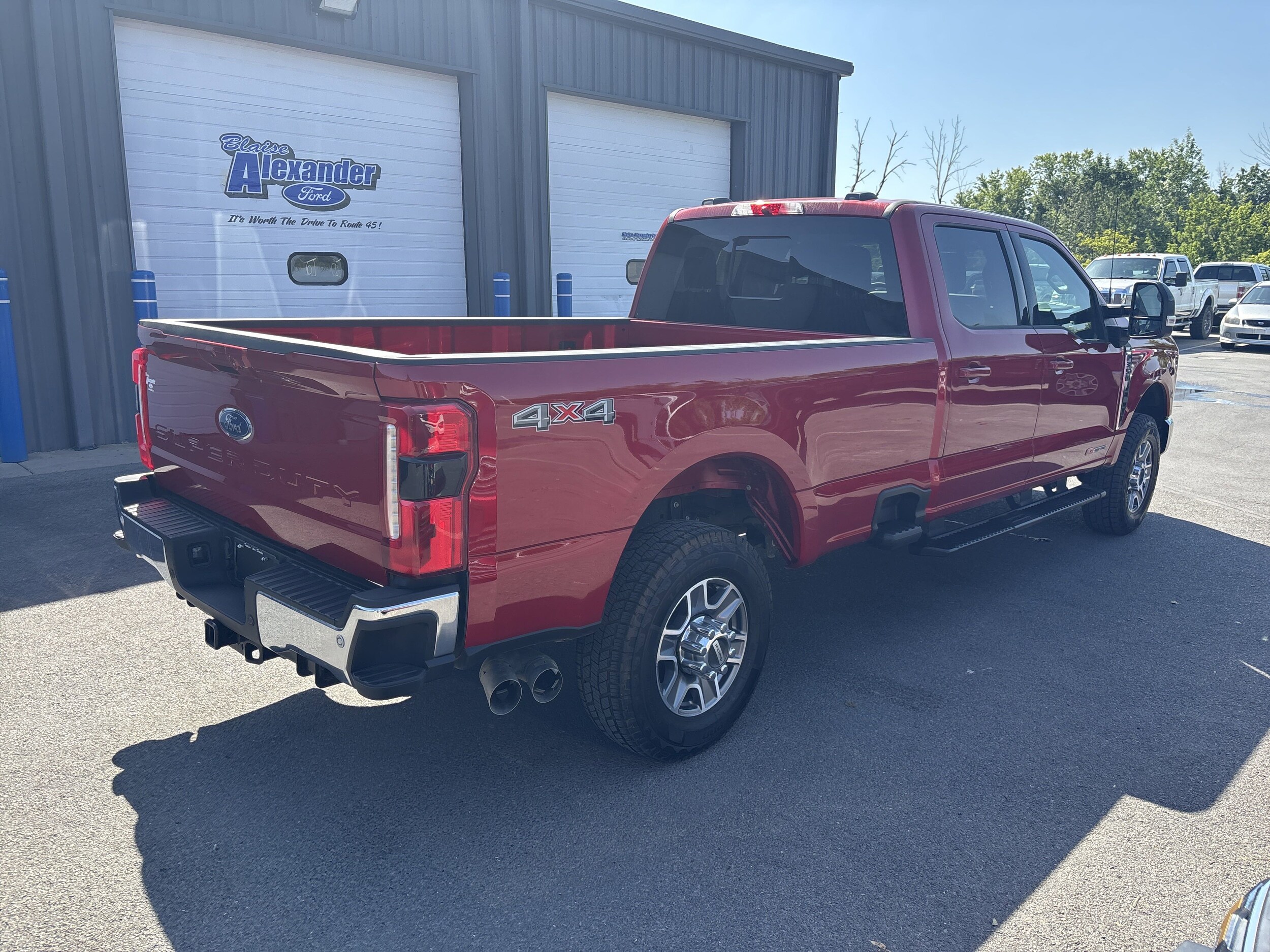 2024 Ford F-350 Lariat photo 3