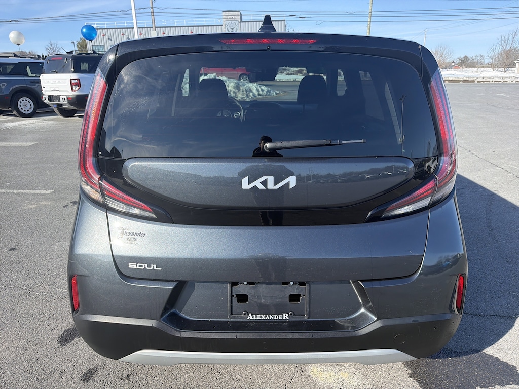 Used 2024 Kia Soul LX Hatchback