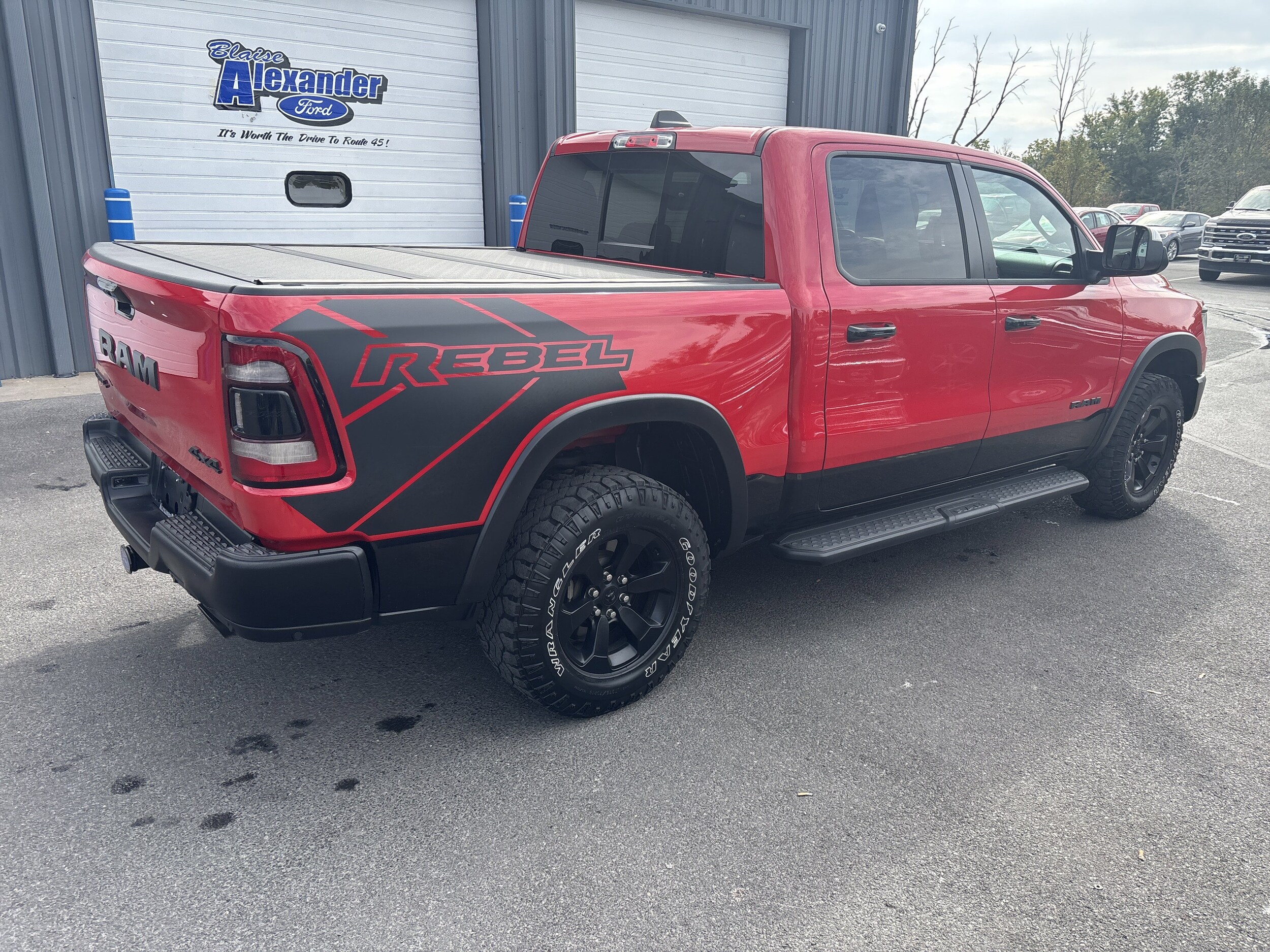 2023 Ram 1500 Rebel photo 2