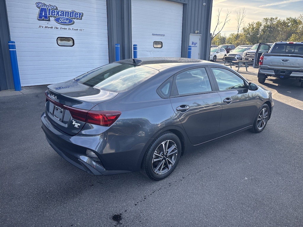 Used 2024 Kia Forte LXS Sedan
