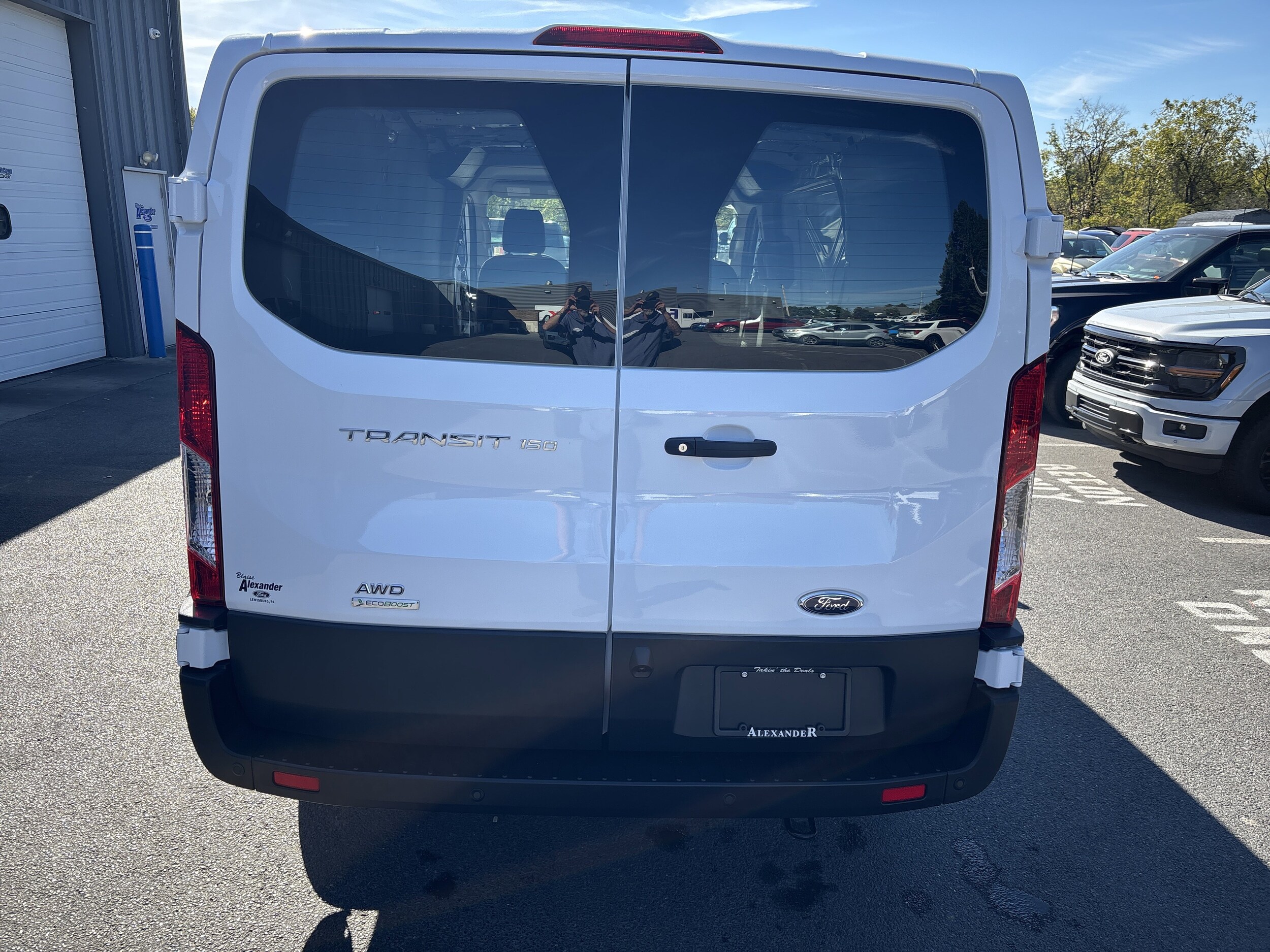 2025 Ford Transit Cargo Van photo 4