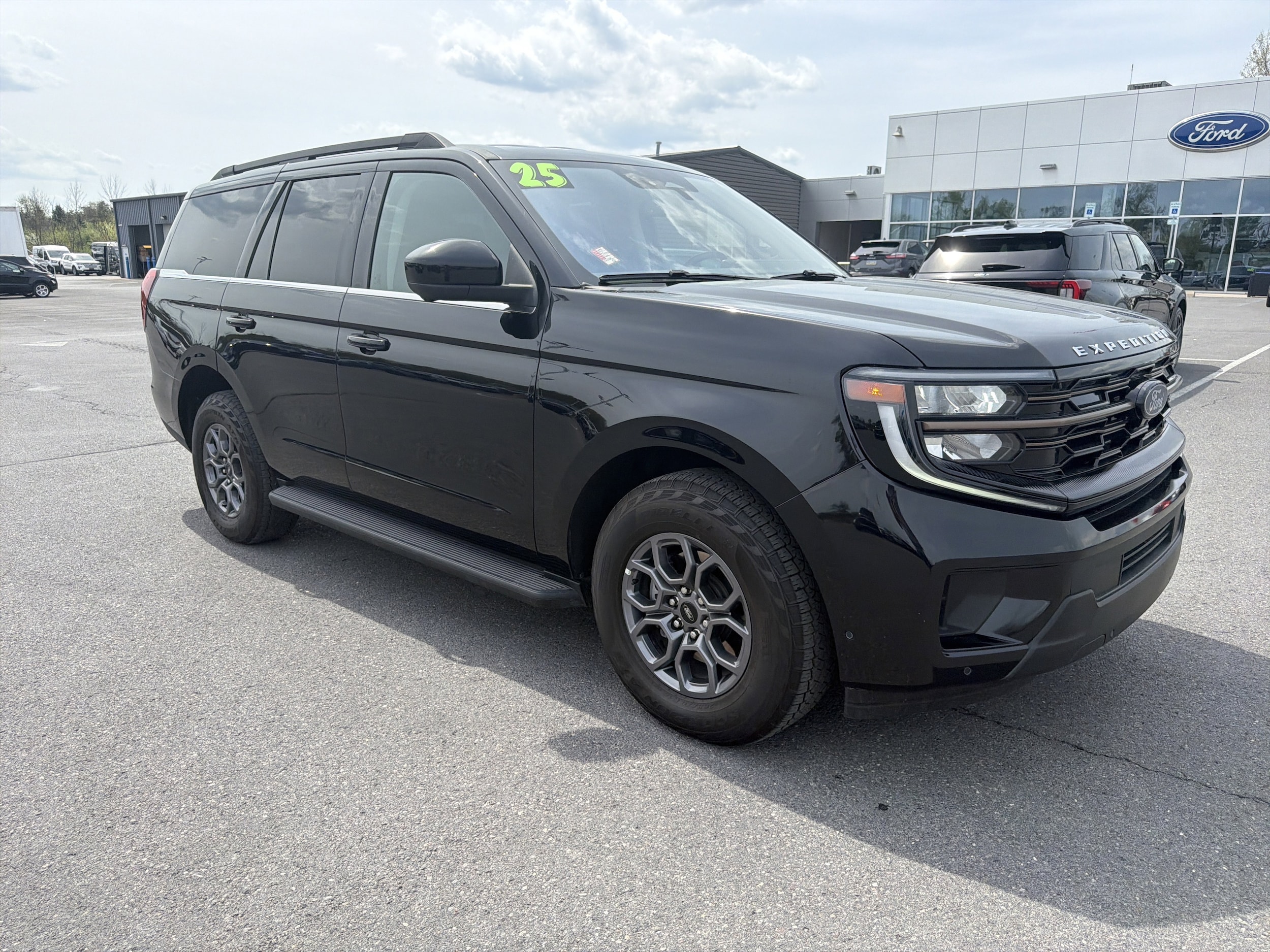 アクティ Used 2025 Ford Expedition Active For Sale | State College PA