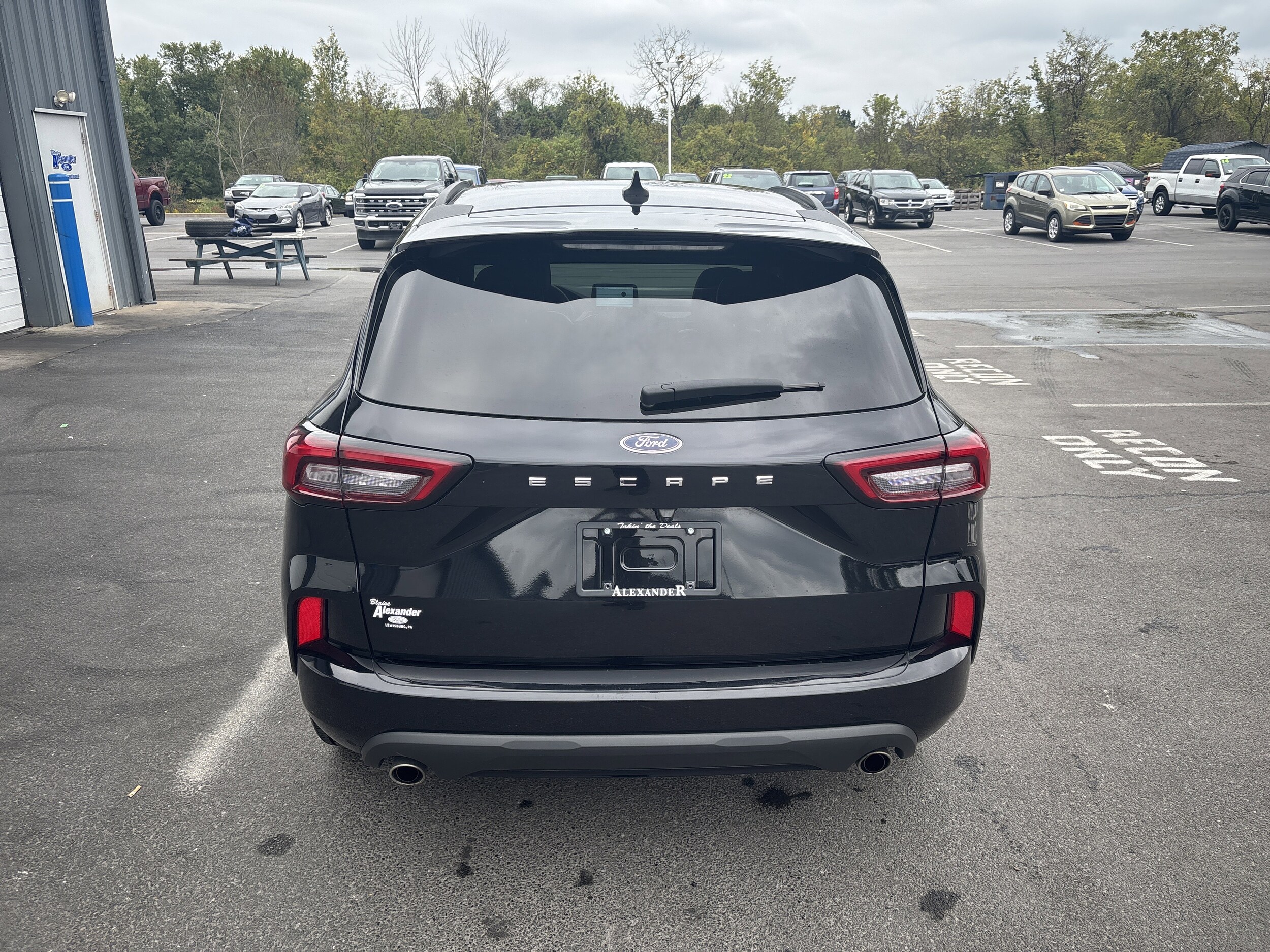 2024 Ford Escape ST-Line photo 3