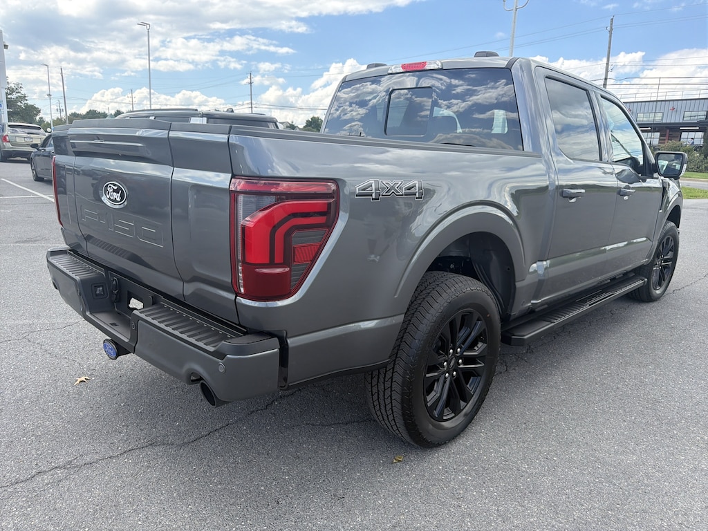 New 2026 Ford F-150 LARIAT Truck SuperCrew Cab