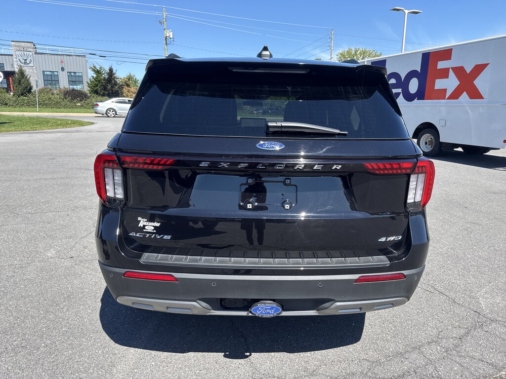 Used 2026 Ford Explorer Active SUV