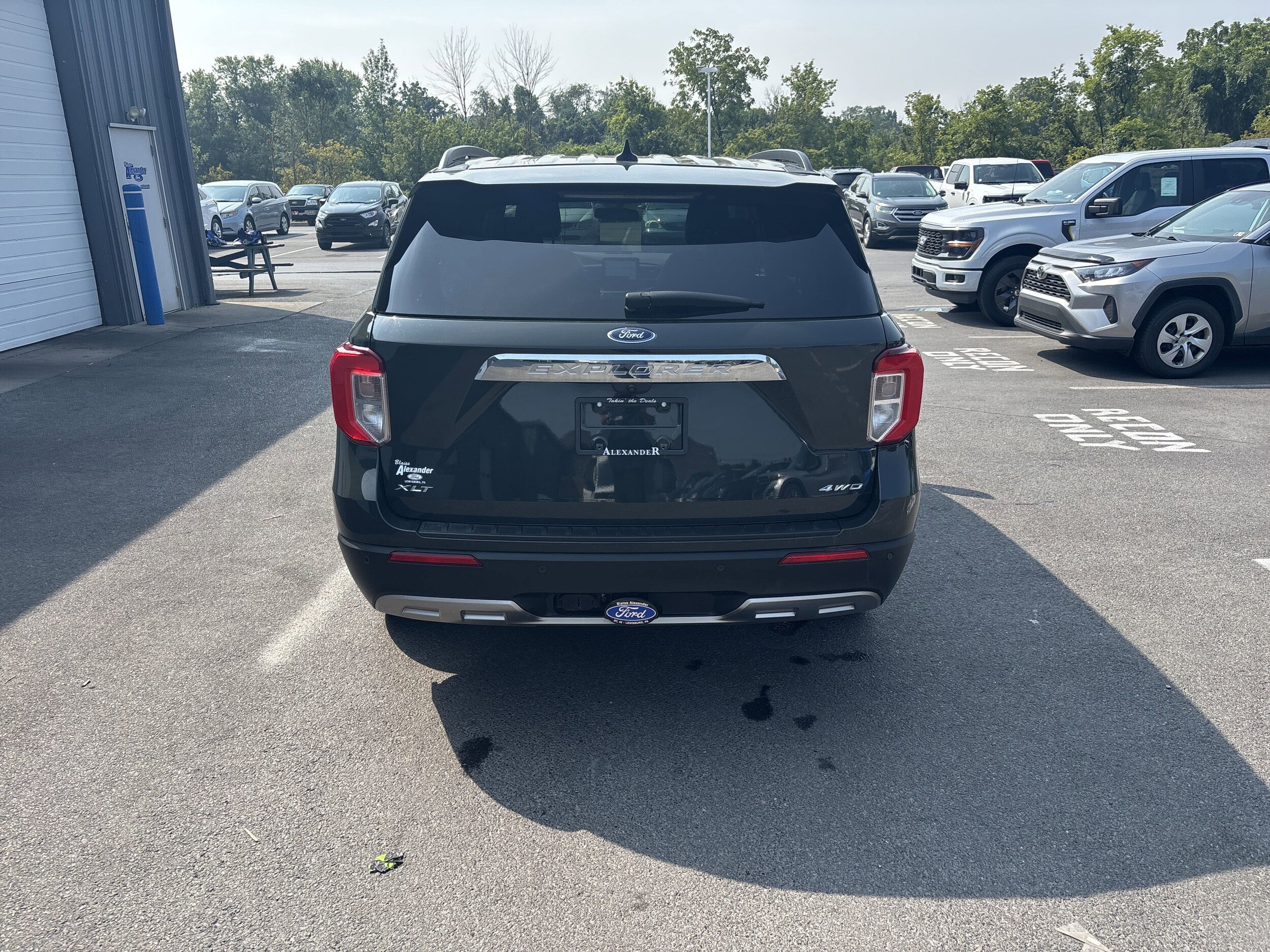 2022 Ford Explorer XLT photo 4
