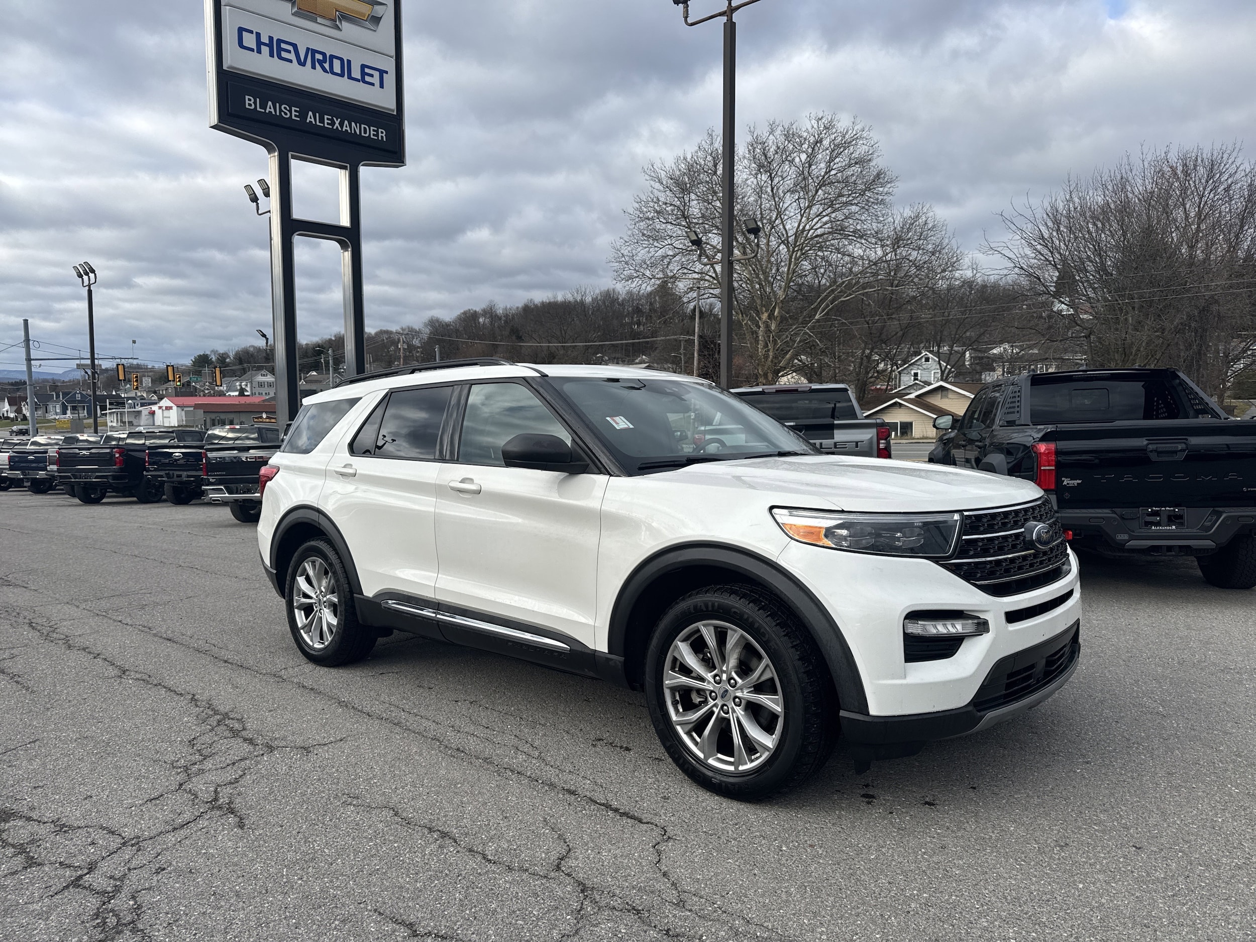 2020 Ford Explorer XLT's photo