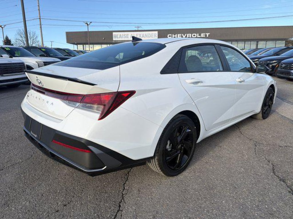 New 2026 Hyundai Elantra SEL Sport Sedan