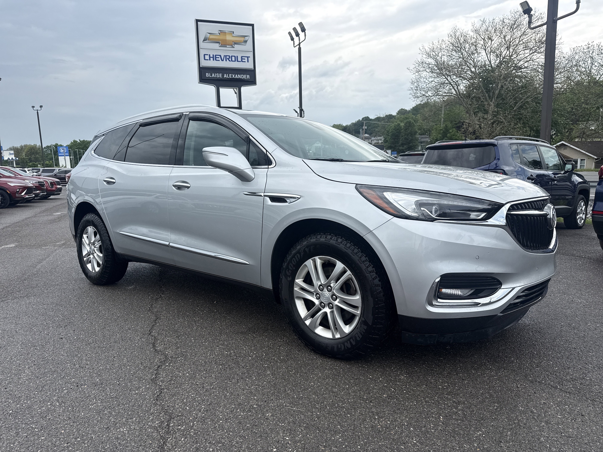 2019 Buick Enclave Premium AWD's photo