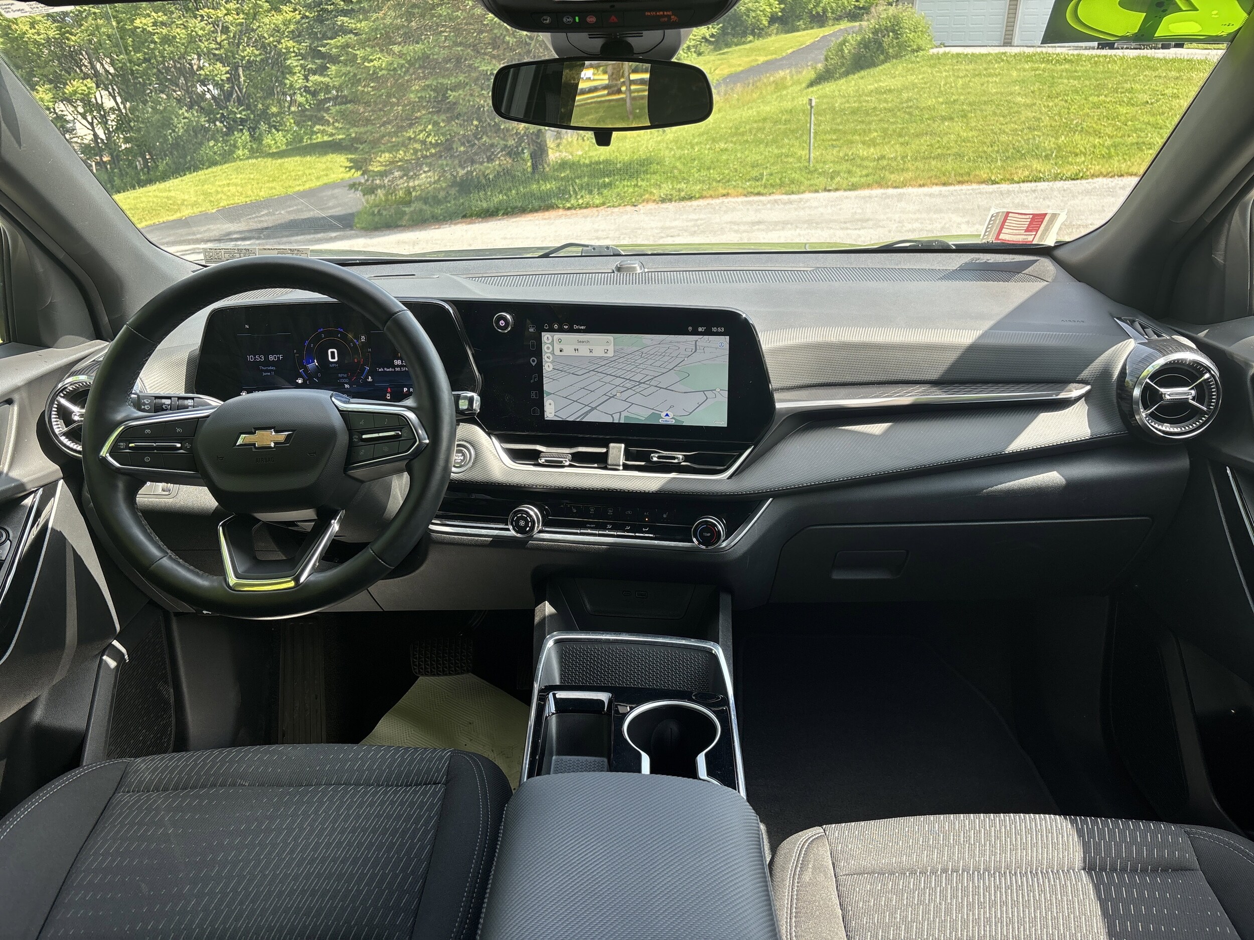 2025 Chevrolet Equinox LT - Photo 25