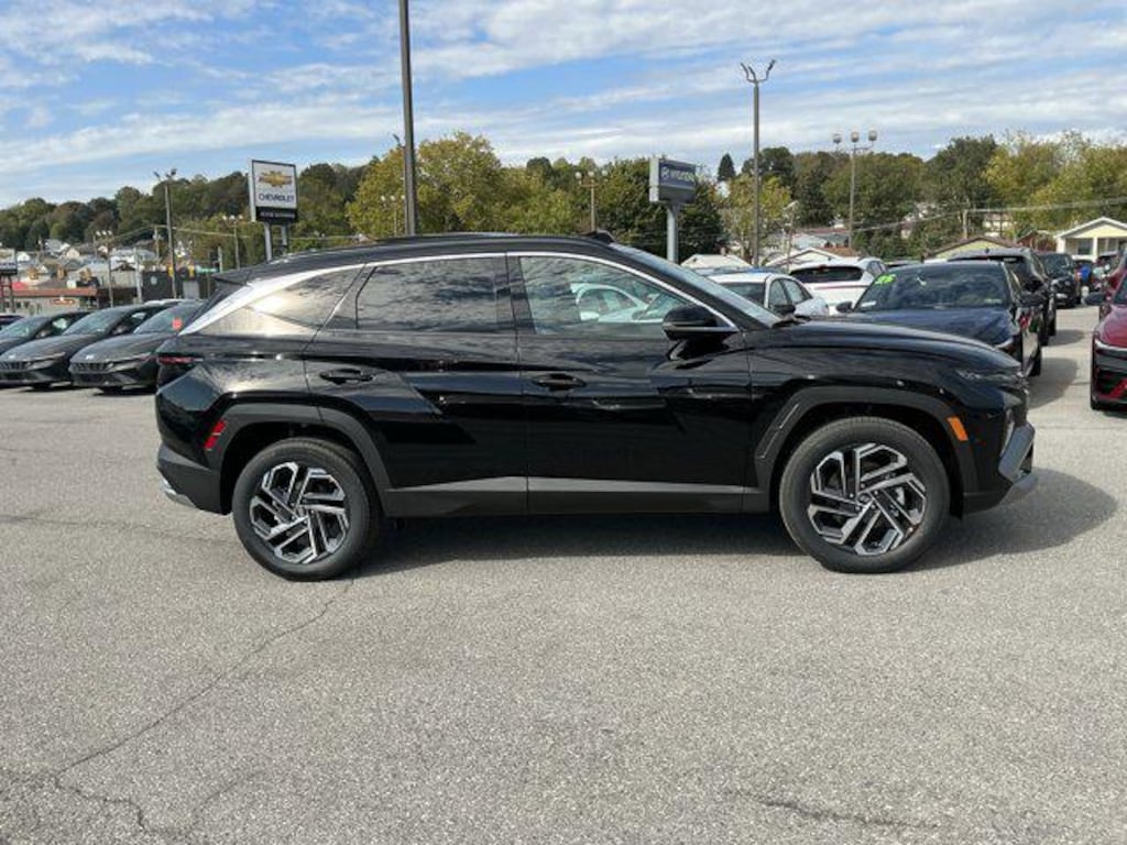 New 2026 Hyundai Tucson Hybrid Limited SUV