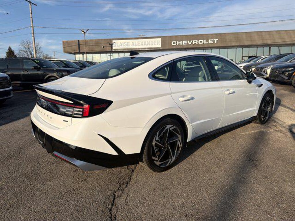 New 2026 Hyundai Sonata SEL Sport Sedan