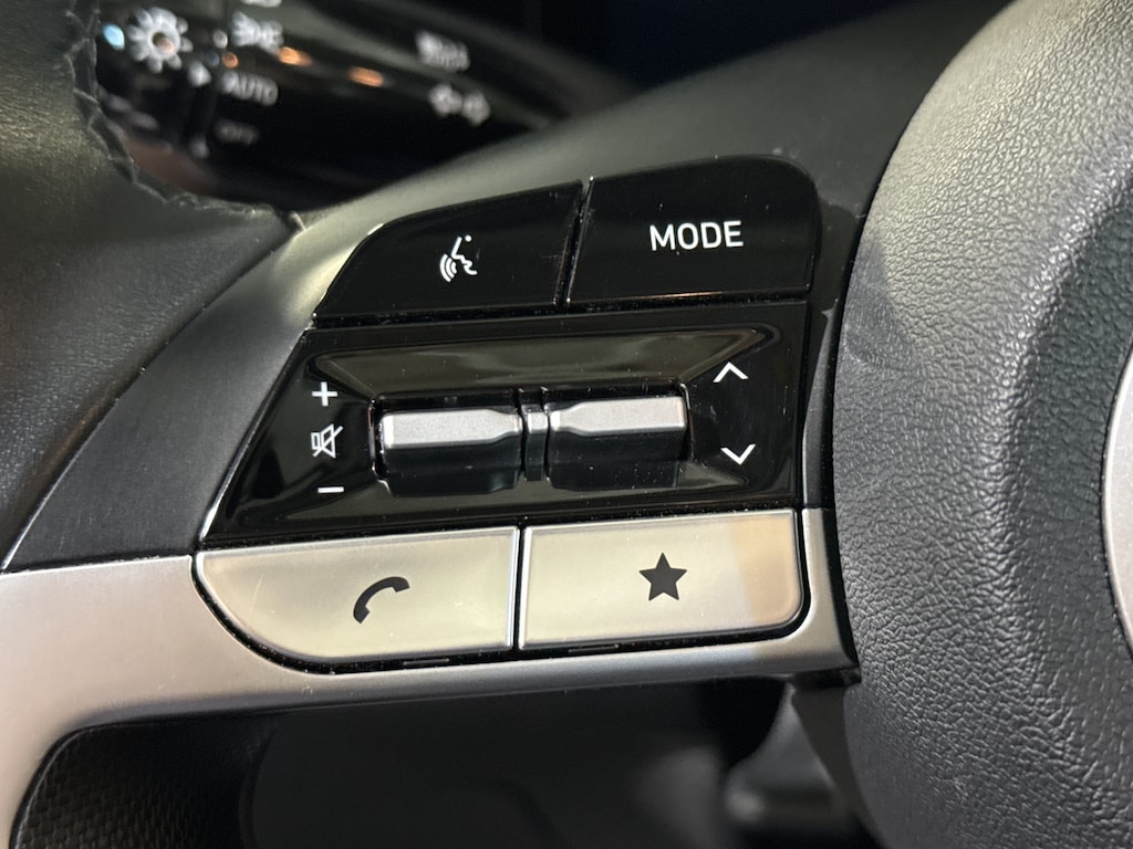 Used 2025 Hyundai Elantra SEL Convenience SEL Convenience IVT