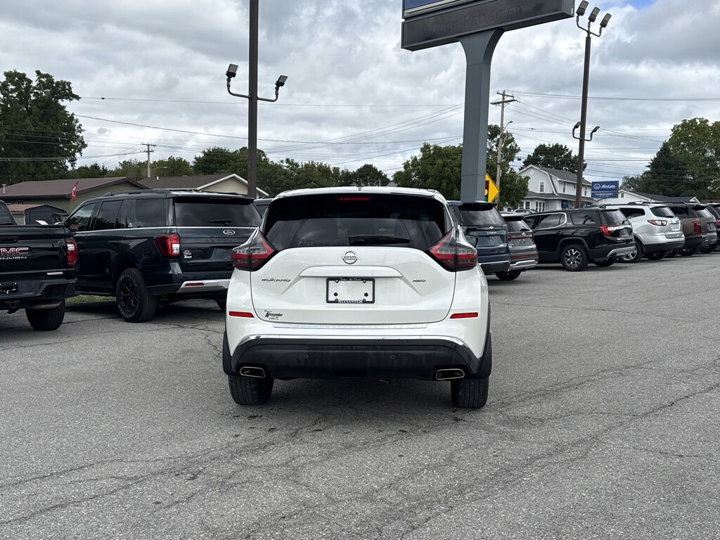 Used 2022 Nissan Murano S AWD S