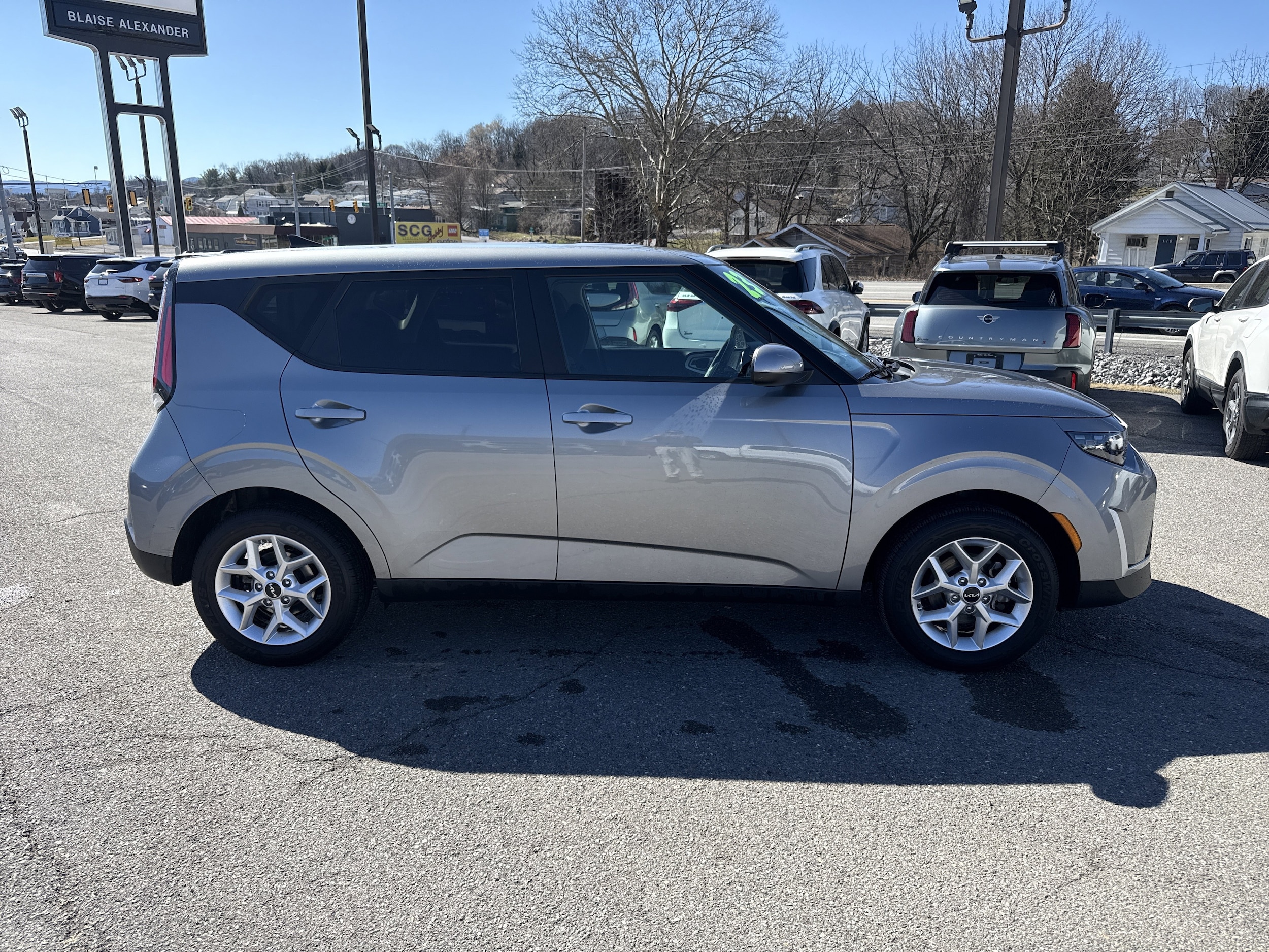 Used 2023 Kia Soul LX with VIN KNDJ23AU5P7881779 for sale in Altoona, PA