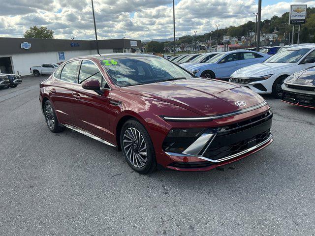2026 Hyundai Sonata Hybrid SEL's photo