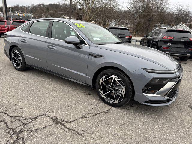 2026 Hyundai Sonata SEL AWD's photo
