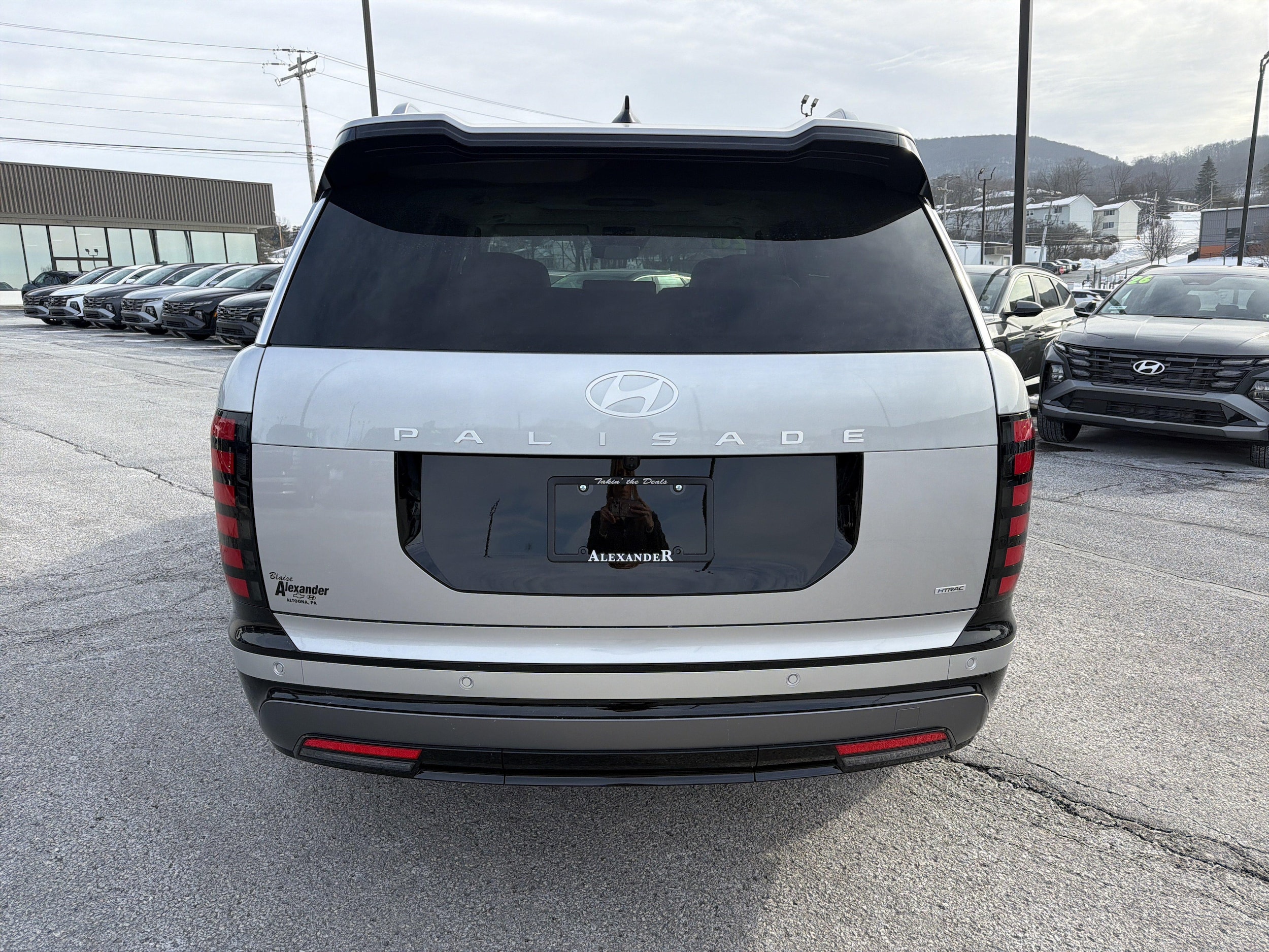 2026 Hyundai Palisade Limited - Photo 4