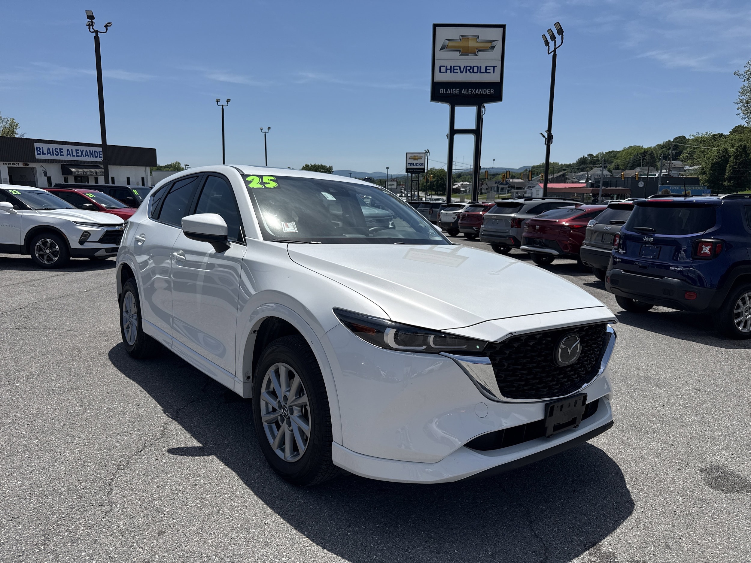 2025 Mazda CX-5 S Preferred package Auto AWD's photo