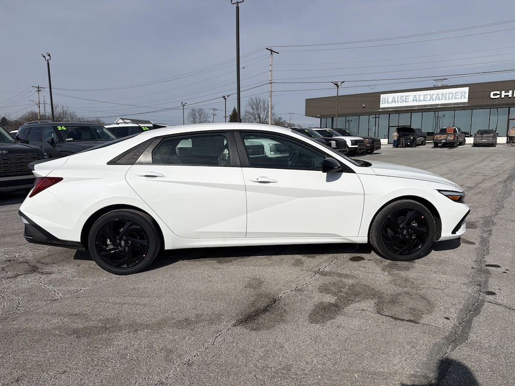 New 2026 Hyundai Elantra Hybrid SEL Sport Sedan